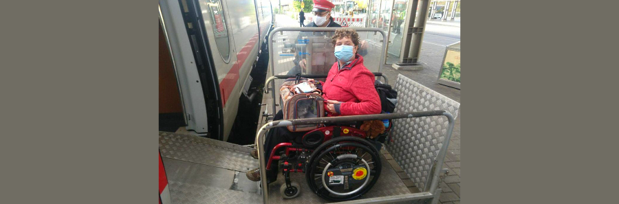 Hublift am Lüneburger Bahnhof. Foto: Cecile Lecomte.