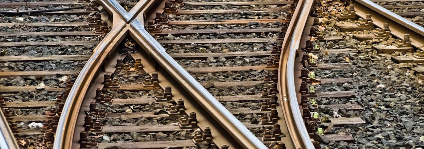 Bahnschienen. Michael Gaida, Pixabay.