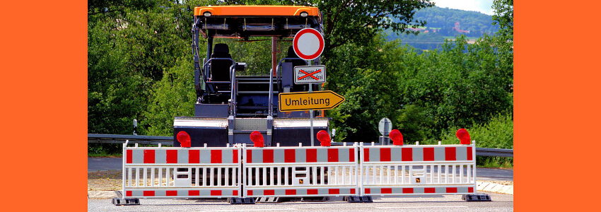 Baustelle - Umleitung. Foto: Gerald Schmidtkunz, Pixabay.