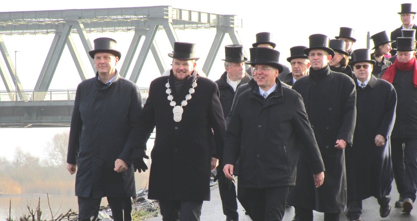 Hohnstorfer Eiswette 2020, mit Landrat Jens Böther. Foto: Landkreis Lüneburg.