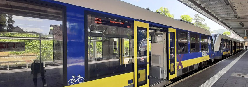erixx am Bahnsteig Bild: Miriam Fehsenfeld/erixx GmbH.
