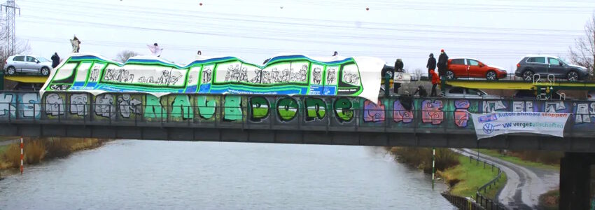 Straßenbahn statt Autozug. Aktion 07.03.2023. Foto: Amsel44.
