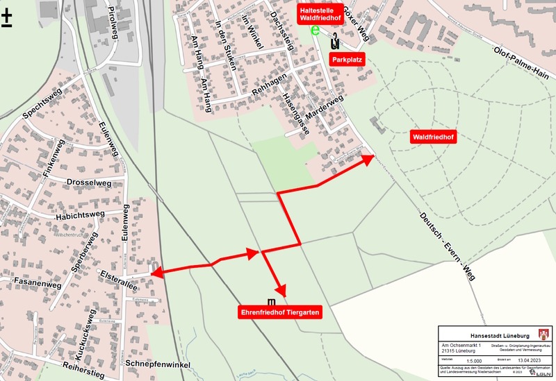 Hansestadt Lüneburg: Weg zum Ehrenfriedhof.