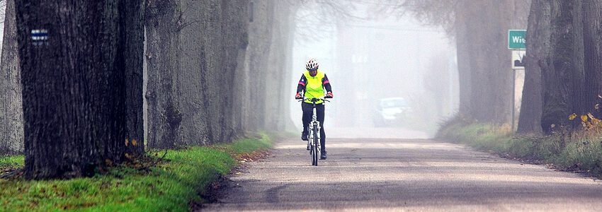 Unterwegs im Nebel. Foto: Artur Pawlak, Pixabay.