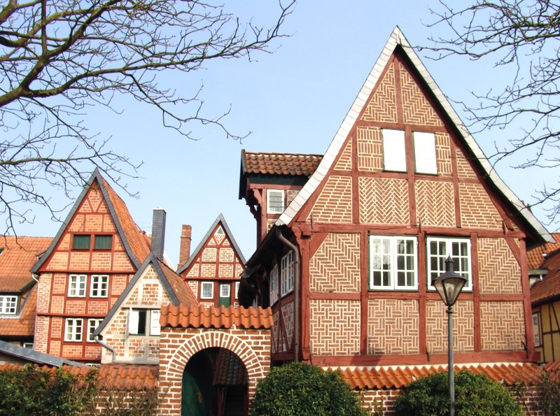 Foto: ALA e.V. Rückseite der Häuser Untere Ohlinger Str. 7+8 in der Neue Straße 15. Hier befindet sich das Büro vom Arbeitskreis Lüneburger Altstadt, ALA. e.V. 