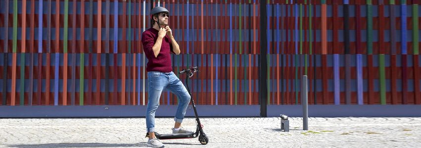 Unterwegs mit dem E-Scooter. Foto: Janik Lipke, Pixabay.