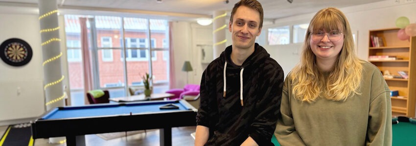 Foto: Hansestadt Lüneburg. Ann-Christin Behrens und Hannes Richter sind die festen Jugendpfleger:innen im Jugendzentrum Stadtmitte.