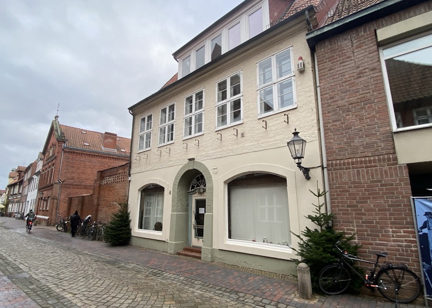 Foto: Reiner Netwall. Derzeit unbewohnt: Heiligengeiststraße 4, Lüneburg, Altstadt.