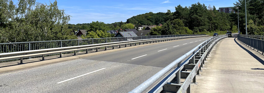 Foto: Hansestadt Lüneburg. Friedrich-Ebert-Brücke.