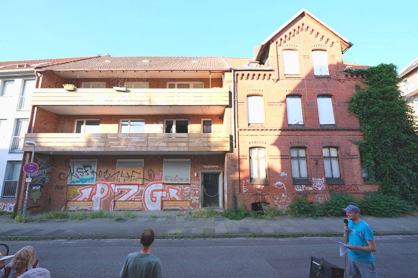 Foto: WohnWende Lüneburg. Leerstand als Sicherheitsrisiko: Hier kam es bereits zum Brand.
