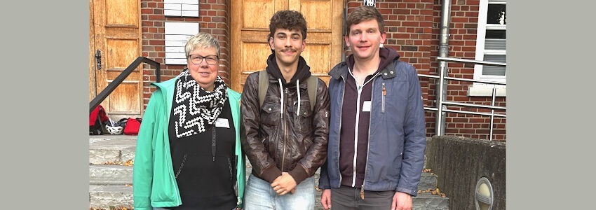 Foto: Landkreis Lüneburg. Sie vertreten zukünftig als Vorsitzende die Interessen der Nutzerinnen und Nutzer des ÖPNV - von links: Petra Gerner, Jaron Apholz und Johannes Dau.